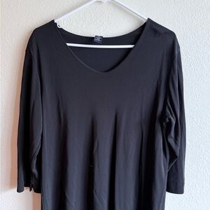 GAP Black Long Sleeve Women's Tee